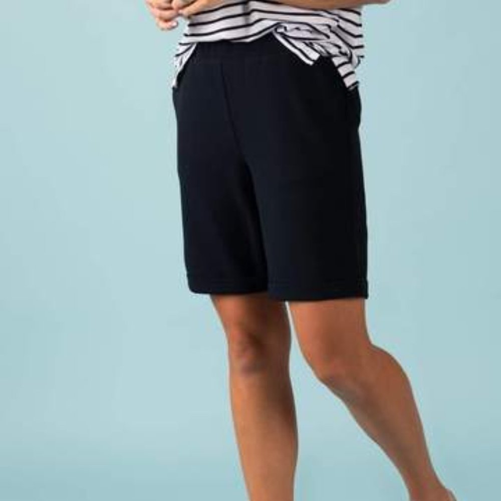 Agnes & Dora NWT Weekday Short (9in Inseam) Dark Navy - XS & S